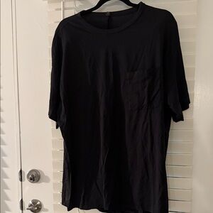 lululemon athletica Black Short Sleeve Tee